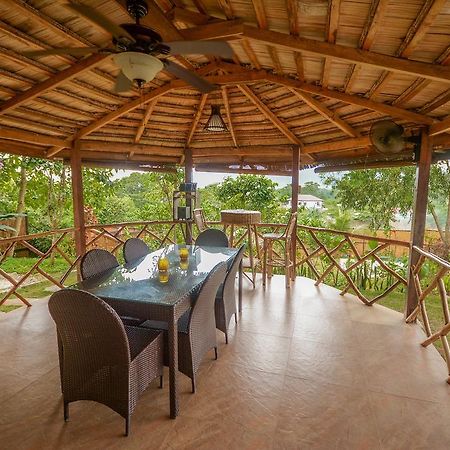 Hilltop Pool And Villa Puerto Princesa Exterior photo