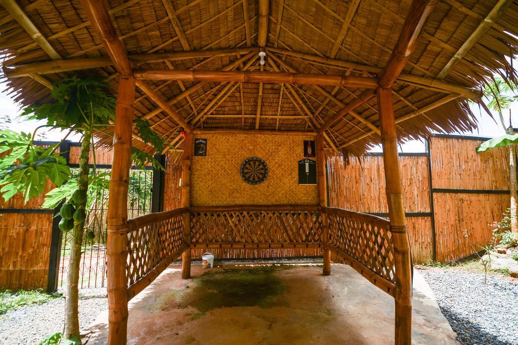 Hilltop Pool And Villa Puerto Princesa Exterior photo
