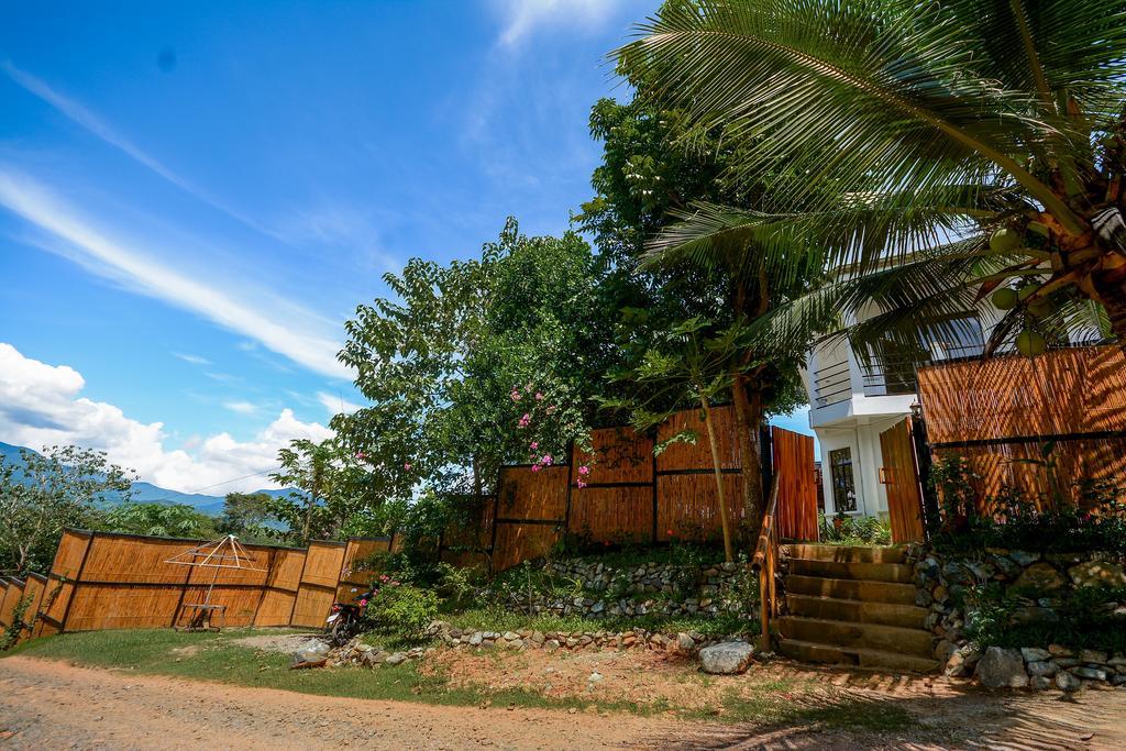 Hilltop Pool And Villa Puerto Princesa Exterior photo